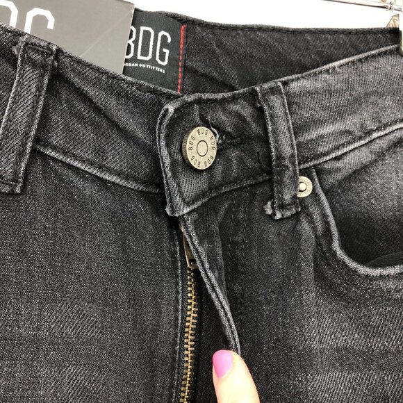Urban Outfitters BDG High Waisted Cowboy Jeans in Black Charcoal Stretch NWT 26 - Picture 11 of 16